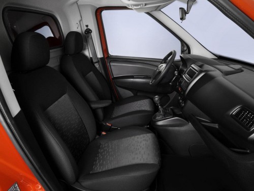 Характеристики минивэна Opel Combo 1.3 CDTI ecoFlex SAT L2H1 2.4t (01.2012 - 07.2015): фото, места, вместимость, скорость, двигатель, топливо, отзывы