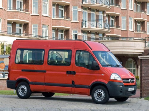 Характеристики минивэна Opel Movano 2.3 CDTI Easytronic Combi L2H2 3.5t (01.2013 - 05.2016): фото, места, вместимость, скорость, двигатель, топливо, отзывы