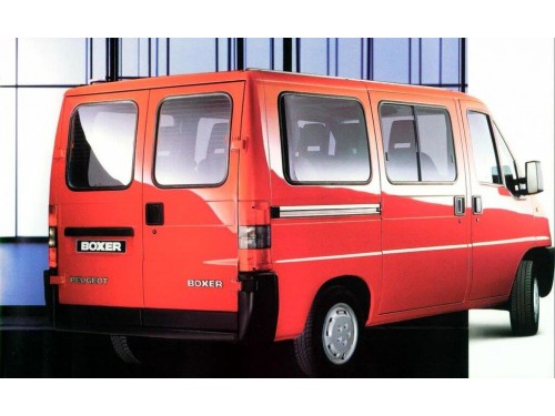 Характеристики автобуса Peugeot Boxer 1.9 D MT 270C (03.1994 - 12.1998): фото, места, схема, вместимость, скорость, двигатель, топливо, масса, отзывы