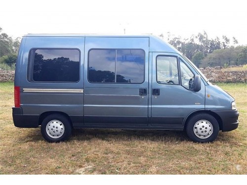 Характеристики автобуса Peugeot Boxer 2.0 HDi MT L1H2 290 (04.2002 - 06.2006): фото, места, схема, вместимость, скорость, двигатель, топливо, масса, отзывы