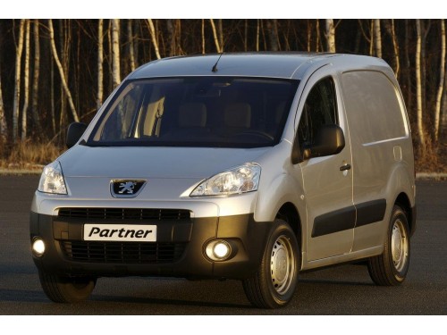 Характеристики цельнометаллического фургона Peugeot Partner 1.6 HDi MT L1 (05.2008 - 04.2012): фото, размеры, грузоподъемность, масса, скорость, двигатель, топливо, отзывы