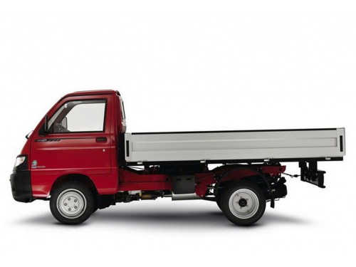 Характеристики бортового грузовика Piaggio Porter 1.3 MT 4x4 Multitech 1.7t long deck (11.2009 - 10.2015): фото, грузоподъемность, масса, скорость, двигатель, топливо, отзывы