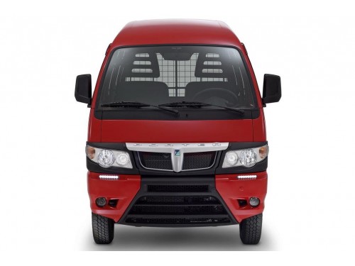 Характеристики цельнометаллического фургона Piaggio Porter 11kW Electro Base (11.2015 - н.в.): фото, размеры, грузоподъемность, масса, скорость, двигатель, топливо, отзывы