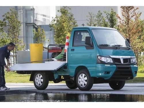 Характеристики бортового грузовика Piaggio Porter 1.3 MT Eco-Power Extra 1.7t long deck (11.2015 - н.в.): фото, грузоподъемность, масса, скорость, двигатель, топливо, отзывы