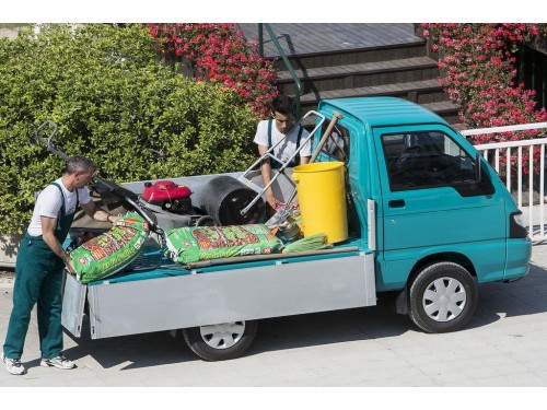 Характеристики бортового грузовика Piaggio Porter 1.3 MT Eco-Power Extra 1.5t long deck (11.2015 - н.в.): фото, грузоподъемность, масса, скорость, двигатель, топливо, отзывы