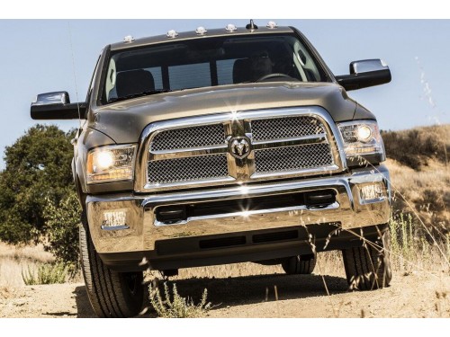 Характеристики бортового грузовика Ram 2500 5.7 AT 4x2 Laramie Limited Mega Cab Short Box SRW (09.2013 - 08.2015): фото, грузоподъемность, масса, скорость, двигатель, топливо, отзывы