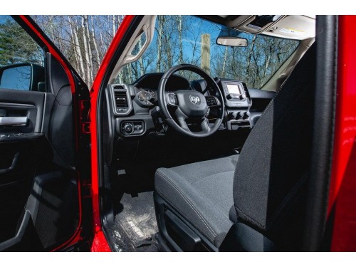 Характеристики бортового грузовика Ram 2500 6.4 AT 4x4 Limited Crew Cab Long Box SRW (03.2019 - н.в.): фото, грузоподъемность, масса, скорость, двигатель, топливо, отзывы