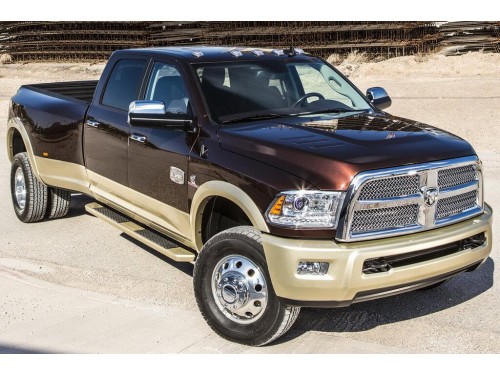 Характеристики бортового грузовика Ram 3500 5.7 AT 4x2 Big Horn Mega Cab Short Box SRW (09.2013 - 02.2019): фото, грузоподъемность, масса, скорость, двигатель, топливо, отзывы