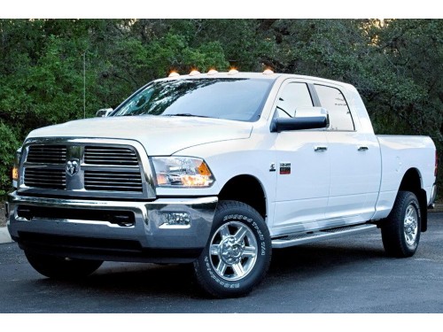 Характеристики бортового грузовика Ram 3500 5.7 AT 4x2 Laramie Crew Cab Short Box SRW (09.2013 - 02.2019): фото, грузоподъемность, масса, скорость, двигатель, топливо, отзывы