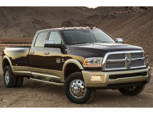 Характеристики бортового грузовика Ram 3500 5.7 AT 4x4 Limited Mega Cab Short Box SRW (09.2015 - 02.2019): фото, грузоподъемность, масса, скорость, двигатель, топливо, отзывы