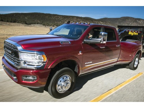 Характеристики бортового грузовика Ram 3500 6.7TD AT 4x4 Limited Mega Cab Short Box SRW (03.2019 - н.в.): фото, грузоподъемность, масса, скорость, двигатель, топливо, отзывы