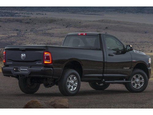 Характеристики бортового грузовика Ram 3500 6.4 AT 4x4 Limited Longhorn Mega Cab Short Box DRW (03.2019 - н.в.): фото, грузоподъемность, масса, скорость, двигатель, топливо, отзывы