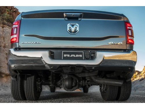 Характеристики бортового грузовика Ram 3500 6.7TD AT 4x4 Limited Longhorn Mega Cab Short Box DRW (03.2019 - н.в.): фото, грузоподъемность, масса, скорость, двигатель, топливо, отзывы