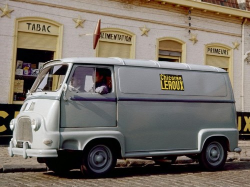 Характеристики цельнометаллического фургона Renault Estafette 1.1 MT Estafette 1000 H2 (06.1965 - 11.1968): фото, размеры, грузоподъемность, масса, скорость, двигатель, топливо, отзывы