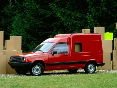 Характеристики грузового фургона Renault Express 1.4 kat. MT Van (08.1988 - 05.1991): фото, размеры, грузоподъемность, масса, скорость, двигатель, топливо, отзывы