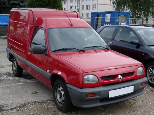 Характеристики грузового фургона Renault Express 1.9 D MT Van (06.1994 - 07.2000): фото, размеры, грузоподъемность, масса, скорость, двигатель, топливо, отзывы