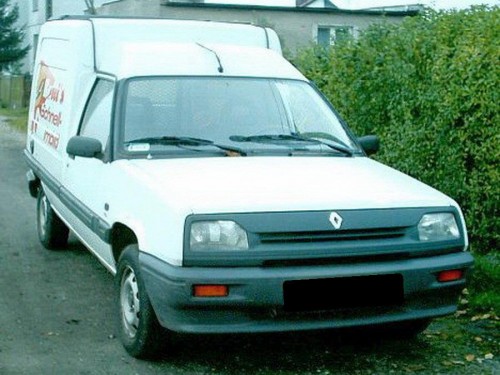 Характеристики грузового фургона Renault Express 1.6 D MT Van (06.1991 - 05.1994): фото, размеры, грузоподъемность, масса, скорость, двигатель, топливо, отзывы