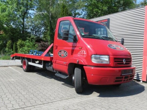 Характеристики грузового автомобиля Renault Mascott 2.8 dCi MT Single Cab L2 (03.1999 - 05.2004): фото, грузоподъемность, масса, скорость, двигатель, топливо, отзывы