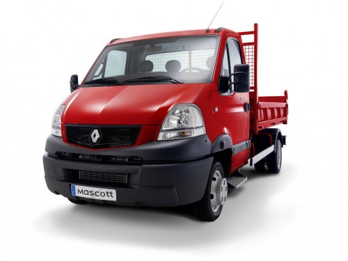 Характеристики грузового автомобиля Renault Mascott 3.0 dXi MT Single Cab L1 (06.2004 - 12.2010): фото, грузоподъемность, масса, скорость, двигатель, топливо, отзывы