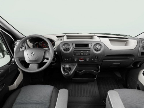 Характеристики грузового фургона Renault Master 2.3 dCi FWD MT L1H1 2.5т (11.2015 - 06.2020): фото, размеры, грузоподъемность, масса, скорость, двигатель, топливо, отзывы