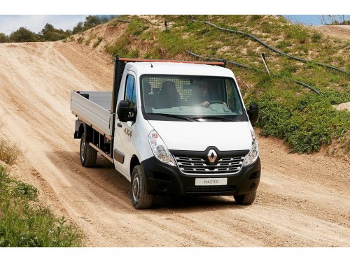 Характеристики грузового автомобиля Renault Master 2.3 dCi FWD MT L2H1 Одинарная кабина 3.5т (11.2015 - 08.2018): фото, грузоподъемность, масса, скорость, двигатель, топливо, отзывы