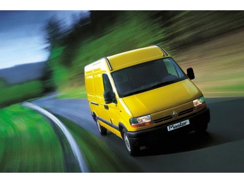 Характеристики грузового фургона Renault Master 2.5 dCi FWD MT L2H2 3.5t (05.2000 - 08.2003): фото, размеры, грузоподъемность, масса, скорость, двигатель, топливо, отзывы