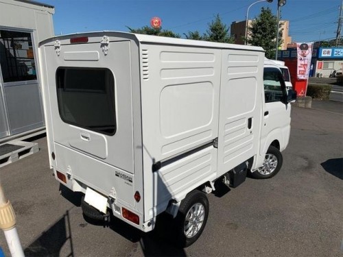 Характеристики грузового автомобиля Subaru Sambar Truck 660 Panel Van High Roof (05.2018 - 08.2020): фото, грузоподъемность, масса, скорость, двигатель, топливо, отзывы