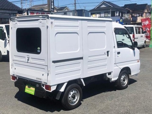 Характеристики грузового автомобиля Subaru Sambar Truck 660 Panel van VB high roof (07.2008 - 08.2009): фото, грузоподъемность, масса, скорость, двигатель, топливо, отзывы