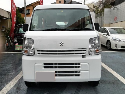 Характеристики минивэна Suzuki Every 660 PA High Roof 4WD (04.2022 - н.в.): фото, места, вместимость, скорость, двигатель, топливо, отзывы