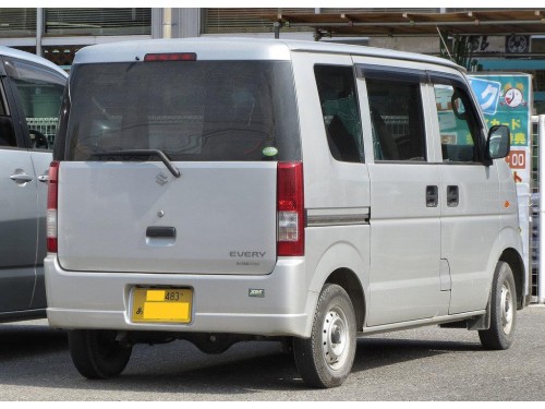 Характеристики минивэна Suzuki Every 660 GA (04.2013 - 01.2015): фото, места, вместимость, скорость, двигатель, топливо, отзывы