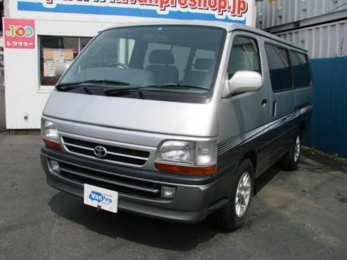 Характеристики грузового фургона Toyota Hiace 2.0 CD Route van (08.2000 - 07.2001): фото, размеры, грузоподъемность, масса, скорость, двигатель, топливо, отзывы