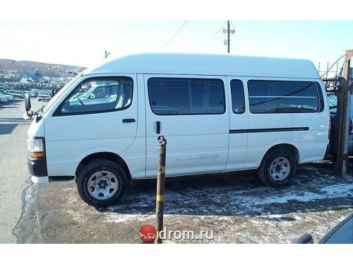 Характеристики грузового фургона Toyota Hiace 2.0 DX (5 door) (08.1995 - 07.1998): фото, размеры, грузоподъемность, масса, скорость, двигатель, топливо, отзывы