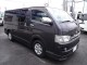 Характеристики минивэна Toyota Hiace 2.0 DX long (4 door 3 seat) (09.2008 - 06.2010): фото, места, вместимость, скорость, двигатель, топливо, отзывы