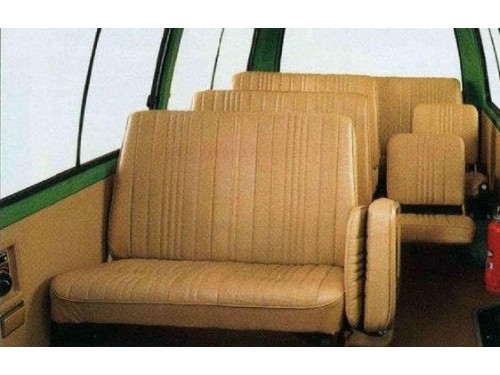 Характеристики минивэна Toyota Hiace 2.2 Super Long Commuter GL (01.1983 - 07.1987): фото, места, вместимость, скорость, двигатель, топливо, отзывы