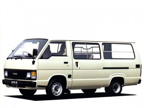 Характеристики минивэна Toyota Hiace 2.0 Long Deluxe (5 door 3 seat) (01.1983 - 07.1987): фото, места, вместимость, скорость, двигатель, топливо, отзывы