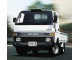 Характеристики грузового автомобиля Toyota Hiace 1.6 Just-Low Single-Cab 1.0t (08.1985 - 07.1989): фото, грузоподъемность, масса, скорость, двигатель, топливо, отзывы