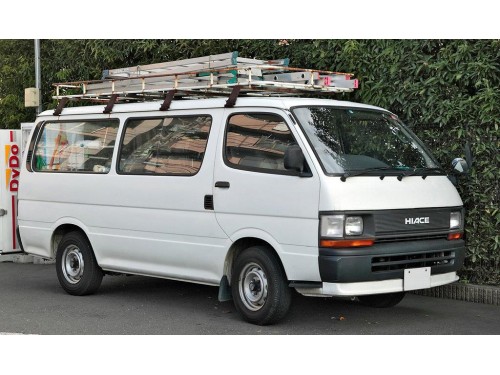 Характеристики грузового фургона Toyota Hiace 2.0 long DX (08.1989 - 07.1993): фото, размеры, грузоподъемность, масса, скорость, двигатель, топливо, отзывы