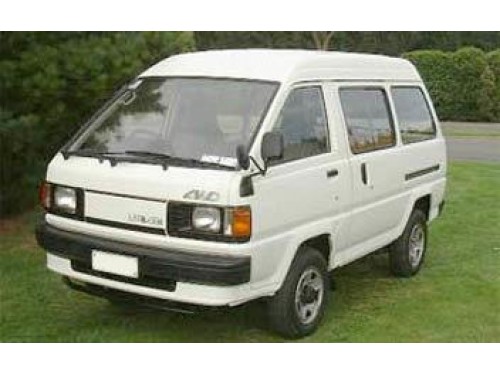 Характеристики минивэна Toyota Lite Ace 1.3 Deluxe (4 door 3 seat) (08.1988 - 07.1990): фото, места, вместимость, скорость, двигатель, топливо, отзывы