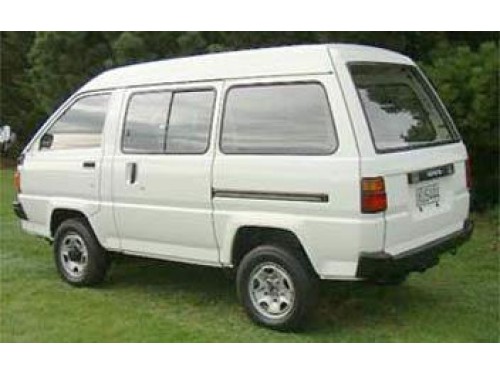 Характеристики минивэна Toyota Lite Ace 1.3 Deluxe (4 door 3 seat) (08.1988 - 07.1990): фото, места, вместимость, скорость, двигатель, топливо, отзывы