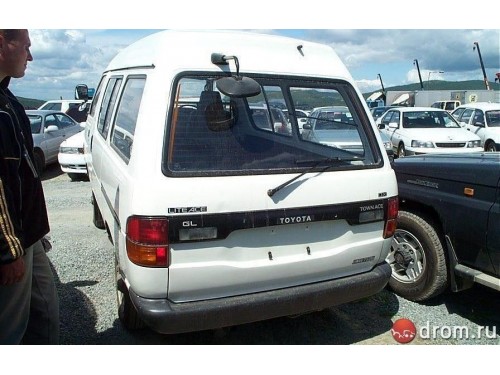 Toyota Lite Ace 1.5 DX (01.1992 - 07.1993)