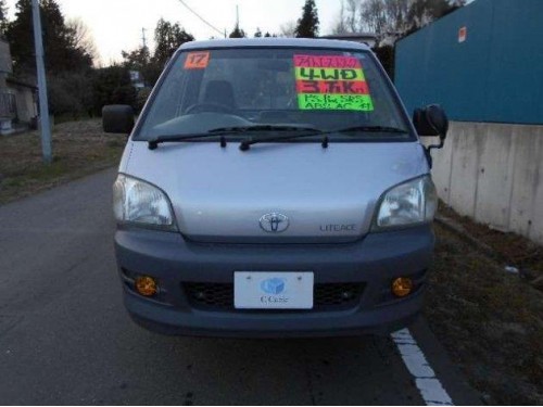 Характеристики грузового автомобиля Toyota Lite Ace Truck 1.8 DX Single Just Low Long-Deck 3-Way 4WD (01.2005 - 07.2007): фото, грузоподъемность, масса, скорость, двигатель, топливо, отзывы