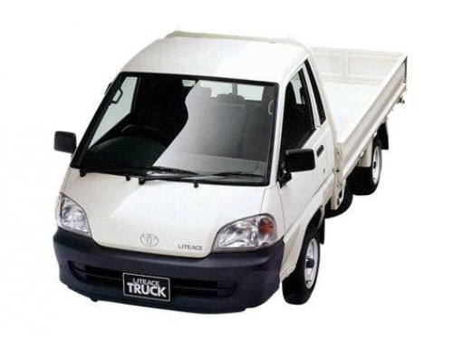 Характеристики грузового автомобиля Toyota Lite Ace Truck 1.8 DX Super Single Just Low Standard-Deck 1-Way (06.1999 - 08.2004): фото, грузоподъемность, масса, скорость, двигатель, топливо, отзывы