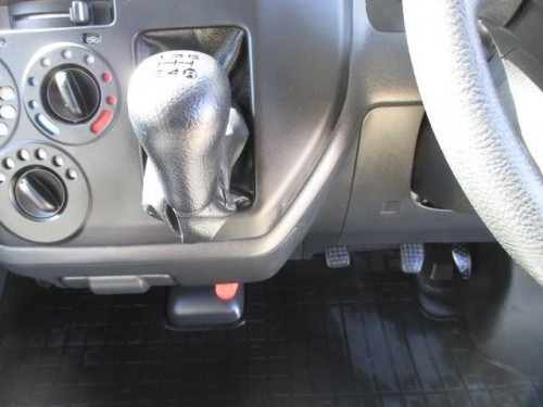 Характеристики грузового автомобиля Toyota Lite Ace Truck 1.5 DX single just low 3-way (07.2015 - 04.2018): фото, грузоподъемность, масса, скорость, двигатель, топливо, отзывы