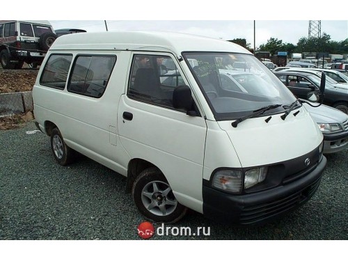 Характеристики минивэна Toyota Town Ace 1.5 DX (4 door 3 seat) (01.1992 - 07.1993): фото, места, вместимость, скорость, двигатель, топливо, отзывы