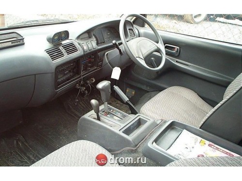 Toyota Town Ace 1.5 DX (01.1992 - 07.1993)