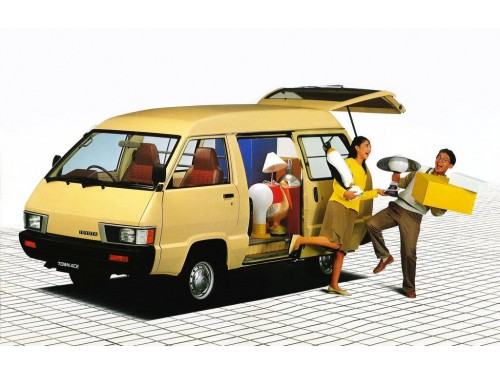 Характеристики цельнометаллического фургона Toyota Town Ace 1.3 Deluxe (5 door 3 seat) (11.1982 - 07.1985): фото, размеры, грузоподъемность, масса, скорость, двигатель, топливо, отзывы