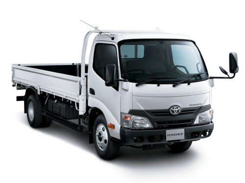 Характеристики грузового автомобиля Toyota ToyoAce 4.0 Cargo Double-Cab Standard-Cab Standard-Deck Full Just Low 2.0t (04.2015 - 04.2016): фото, грузоподъемность, масса, скорость, двигатель, топливо, отзывы