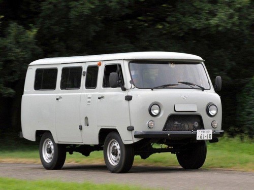 Характеристики минивэна УАЗ Буханка 2.7 MT 2206 Автобус 9-11 мест (12.2009 - 02.2011): фото, места, вместимость, скорость, двигатель, топливо, отзывы