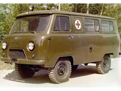 Характеристики минивэна УАЗ Буханка 2.4 MT 452Г Санитарный 6 мест (01.1977 - 12.1984): фото, места, вместимость, скорость, двигатель, топливо, отзывы