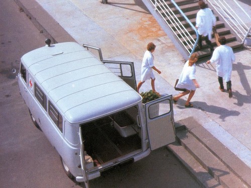 Характеристики минивэна УАЗ Буханка 2.4 MT 452Г Санитарный 6 мест (01.1977 - 12.1984): фото, места, вместимость, скорость, двигатель, топливо, отзывы